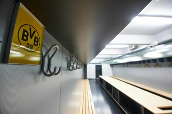 Borussia Dortmund möchte das Fußball-Talent Julien Duranville verpflichten. Borussia Dortmund möchte das Fußball-Talent Julien Duranville verpflichten.