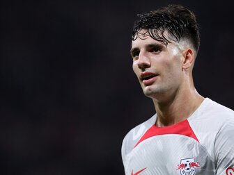 Leipzig besiegt Stuttgart - und macht Druck auf Bayern Leipzig besiegt Stuttgart - und macht Druck auf Bayern