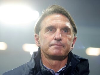 Labbadia schützt Eigentorschütze Mavropanos: "Es passiert" Labbadia schützt Eigentorschütze Mavropanos: "Es passiert"