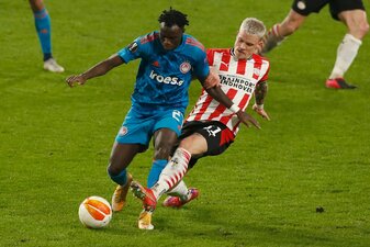 Philipp Max (r.) ist von PSV zu Eintracht Frankfurt gewechselt. Philipp Max (r.) ist von PSV zu Eintracht Frankfurt gewechselt.