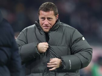 Hass-Plakate gegen Eberl im Spielbericht vermerkt Hass-Plakate gegen Eberl im Spielbericht vermerkt