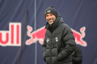 Leipzigs Trainer Marco Rose hat für die Aktion der Union-Fans wenig Verständnis. Leipzigs Trainer Marco Rose hat für die Aktion der Union-Fans wenig Verständnis.