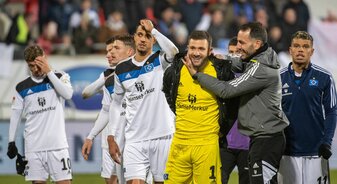 Die HSV-Profis drehten das Spiel in Heidenheim. Die HSV-Profis drehten das Spiel in Heidenheim.