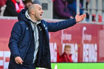 Ist wieder fit: Bielfelds Trainer Daniel Scherning. Ist wieder fit: Bielfelds Trainer Daniel Scherning.