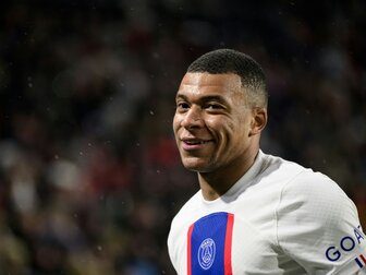 PSG zunächst ohne Mbappe - Bayern verzichtet auf Müller PSG zunächst ohne Mbappe - Bayern verzichtet auf Müller