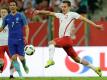 Milik (r.) und Polen verlieren Test gegen Niederlande (Quelle: SID-IMAGES)
<br>
<br>
<br>© 2016 SID