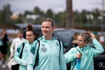 Alexandra Popp freut sich auf das Spiel in Duisburg. Alexandra Popp freut sich auf das Spiel in Duisburg.