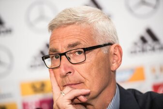 Richtet deutliche Worte an Bayern-Trainer Julian Nagelsmann: Schiri-Chef Lutz Michael Fröhlich. Richtet deutliche Worte an Bayern-Trainer Julian Nagelsmann: Schiri-Chef Lutz Michael Fröhlich.