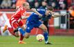 Der Schalker Cedric Brunner brach sich das Nasenbein.