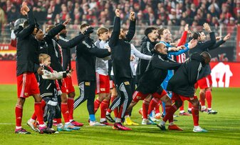 Der 1. FC Union Berlin blieb gegen Ajax cool und zog in die nächste Runde ein. Der 1. FC Union Berlin blieb gegen Ajax cool und zog in die nächste Runde ein.