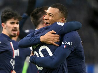 Mbappe und Messi entscheiden Spitzenspiel Mbappe und Messi entscheiden Spitzenspiel