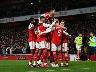 Arsenal baut Vorsprung aus - Klopp holt mit Liverpool auf Arsenal baut Vorsprung aus - Klopp holt mit Liverpool auf