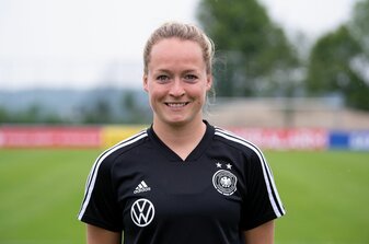 Torhüterin Lisa Schmitz wechselt zum VfL Wolfsburg. Torhüterin Lisa Schmitz wechselt zum VfL Wolfsburg.