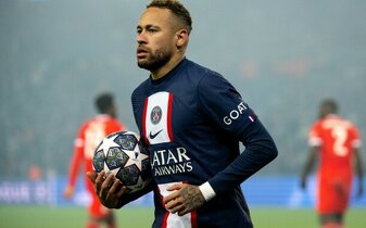 Neymar wird das Rückspiel gegen die Bayern wohl verpassen. Neymar wird das Rückspiel gegen die Bayern wohl verpassen.