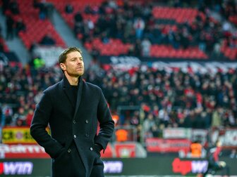 Alonso zuversichtlich: "Keine Verletzung" bei Frimpong Alonso zuversichtlich: "Keine Verletzung" bei Frimpong