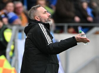 Fehlt dem HSV gegen Holstein Kiel: Trainer Tim Walter. Fehlt dem HSV gegen Holstein Kiel: Trainer Tim Walter.