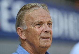 Ex-Trainer Volker Finke hält ein Weiterkommen des SC Freiburg in der Europa League für möglich. Ex-Trainer Volker Finke hält ein Weiterkommen des SC Freiburg in der Europa League für möglich.