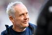 Freiburgs Trainer Christian Streich hat seinen Vertrag beim Fußball-Bundesligisten verlängert.