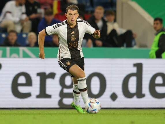 Trotz Flick-Anruf: Talent Samardzic spielt für Serbien
