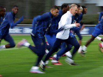 Ohne Benzema, aber mit Kapitän Mbappe: Frankreichs neue Ära Ohne Benzema, aber mit Kapitän Mbappe: Frankreichs neue Ära