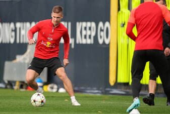 Dani Olmo steht in Leipzig noch bis 2024 unter Vertrag. Dani Olmo steht in Leipzig noch bis 2024 unter Vertrag.