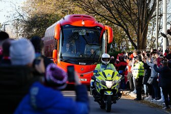Der Mannschaftsbus von Liverpool. Der Mannschaftsbus von Liverpool.