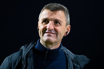 Fußball-Drittligist FC Ingolstadt hat Michael Köllner als Cheftrainer verpflichtet. Fußball-Drittligist FC Ingolstadt hat Michael Köllner als Cheftrainer verpflichtet.