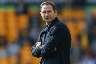 Chelseas Interimstrainer Frank Lampard, hat auch das erste Spiel nach seiner Rückkehr verloren. Chelseas Interimstrainer Frank Lampard, hat auch das erste Spiel nach seiner Rückkehr verloren.