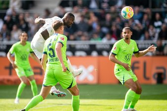 Marcus Thuram traf mit dem Kopf zum Gladbacher 2:0 gegen Wolfsburg. Marcus Thuram traf mit dem Kopf zum Gladbacher 2:0 gegen Wolfsburg.