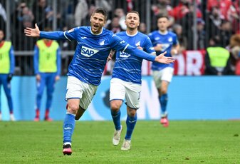 FuAndrej Kramaric von Hoffenheim jubelt über sein Tor zum 1:1. FuAndrej Kramaric von Hoffenheim jubelt über sein Tor zum 1:1.