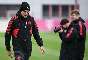 Bayern-Trainer Thomas Tuchel hofft noch auf ein kleines Fußball-Wunder. Bayern-Trainer Thomas Tuchel hofft noch auf ein kleines Fußball-Wunder.
