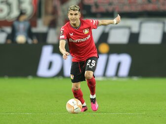 Bayer hofft vor Viertelfinal-Rückspiel noch auf Palacios Bayer hofft vor Viertelfinal-Rückspiel noch auf Palacios