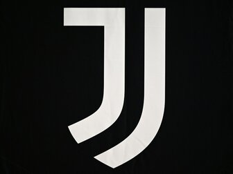 Gericht setzt Punktabzug für Juve vorerst aus Gericht setzt Punktabzug für Juve vorerst aus