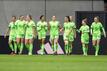 Die Fußballerinnen vom VfL Wolfsburg wollen ins Champions-League-Finale.