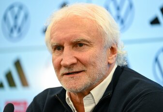 DFB-Sportdirektor Rudi Völler gehört zu einem neuen UEFA-Beirat. DFB-Sportdirektor Rudi Völler gehört zu einem neuen UEFA-Beirat.