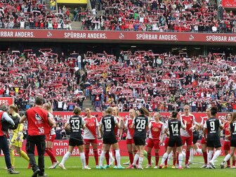 Frauen-BL: 38.365 Fans in Köln sorgen für Rekordkulisse Frauen-BL: 38.365 Fans in Köln sorgen für Rekordkulisse