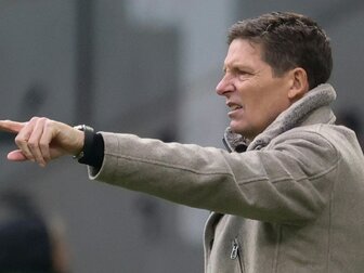 "Relativ zuversichtlich": Glasner nicht in Sorge um den Job "Relativ zuversichtlich": Glasner nicht in Sorge um den Job