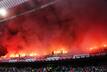 Die Bayern-Fans hatten im Oberrang des Bremer Weserstadions mehrfach Pyrotechnik gezündet.