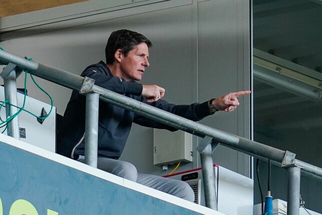 Oliver Glasner musste das Spiel in Hoffenheim nach seiner Roten Karten von der Tribüne aus verfolgen.