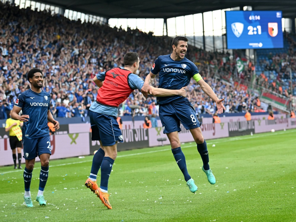Sieg gegen FCA: Bochum klettert auf einen Nichtabstiegsplatz