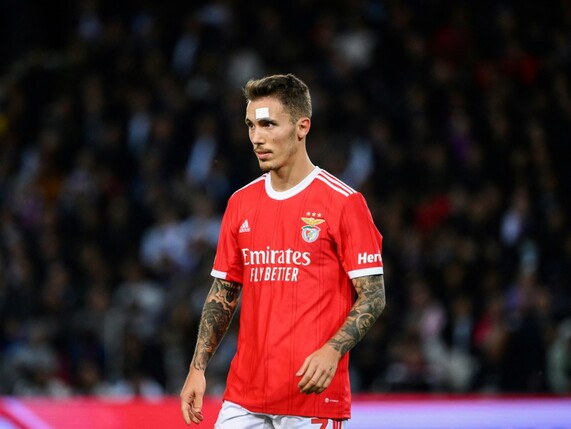 Leverkusen verpflichtet Spanier Grimaldo Fussballdaten