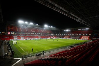 Das Stadion in Eindhoven wird beim Champions-League-Finale der Frauen ausverkauft sein. Das Stadion in Eindhoven wird beim Champions-League-Finale der Frauen ausverkauft sein.