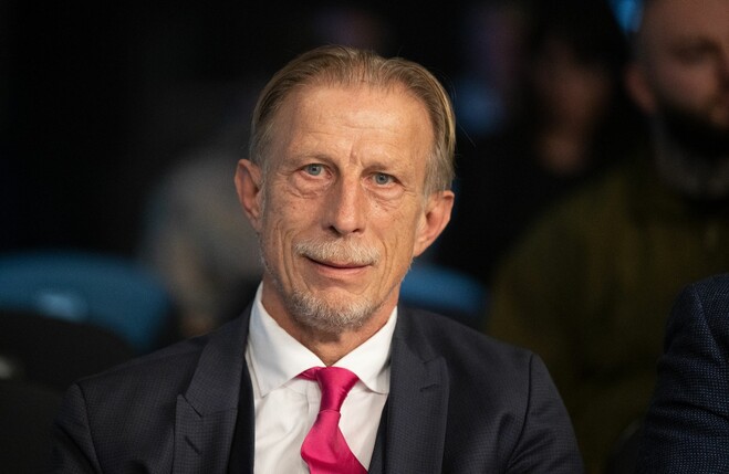 Christoph Daum sprach in einem Interview über seinen Kampf gegen den Lungenkrebs.