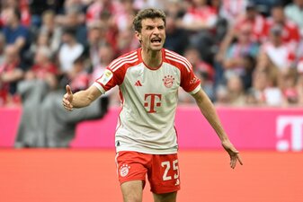 Thomas Müller und die Bayern ließen im Titelkampf wichtige Punkte liegen. Thomas Müller und die Bayern ließen im Titelkampf wichtige Punkte liegen.