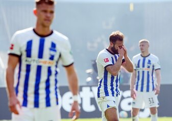 Mit dem Unentschieden gegen den VfL Bochum stieg Hertha BSC am Samstag in die 2. Bundesliga ab. Mit dem Unentschieden gegen den VfL Bochum stieg Hertha BSC am Samstag in die 2. Bundesliga ab.