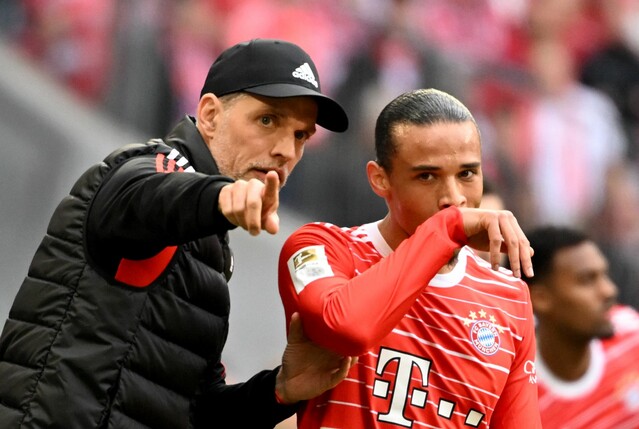 Bayern-Trainer Thomas Tuchel setzt in Köln wieder auf Leroy Sané.