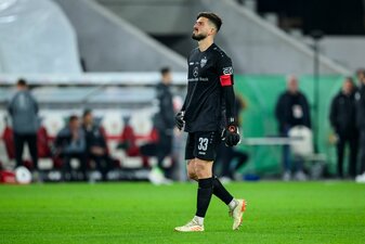 Könnte dem VfB Stuttgart in der Relegation fehlen: Torwart Fabian Bredlow. Könnte dem VfB Stuttgart in der Relegation fehlen: Torwart Fabian Bredlow.