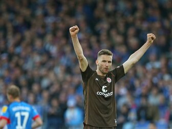St. Pauli zieht Kaufoption bei Verteidiger Mets St. Pauli zieht Kaufoption bei Verteidiger Mets