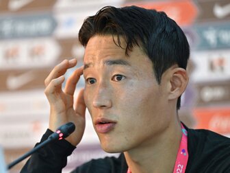 Klinsmann nominiert Spieler trotz Bestechungsvorwürfen Klinsmann nominiert Spieler trotz Bestechungsvorwürfen