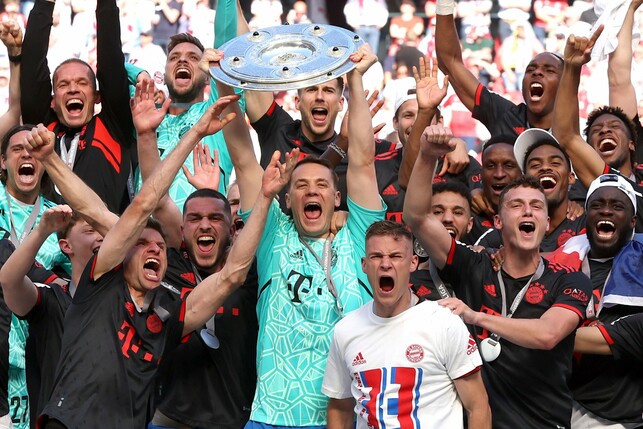 Der FC Bayern erreicht in höchster Not doch noch das selbstverständlich geglaubte Meisterschaftsziel. (Photo by Alexander Hassenstein/Getty Images)